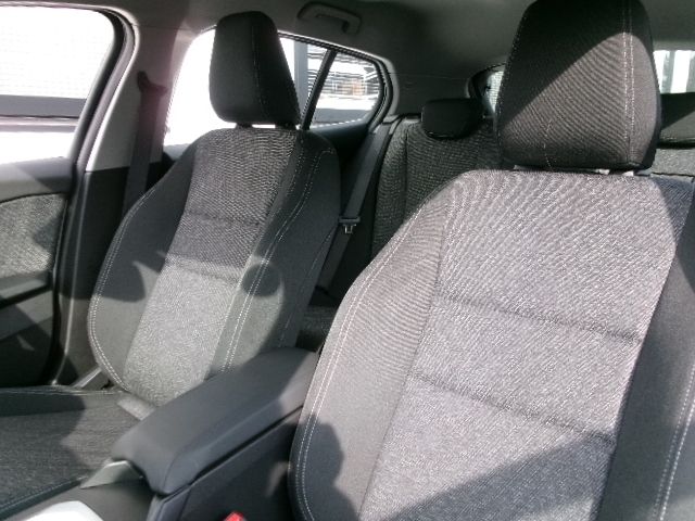 BMW 1SERIES 2025 Image 31