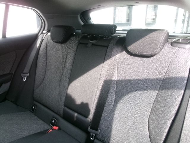 BMW 1SERIES 2025 Image 31