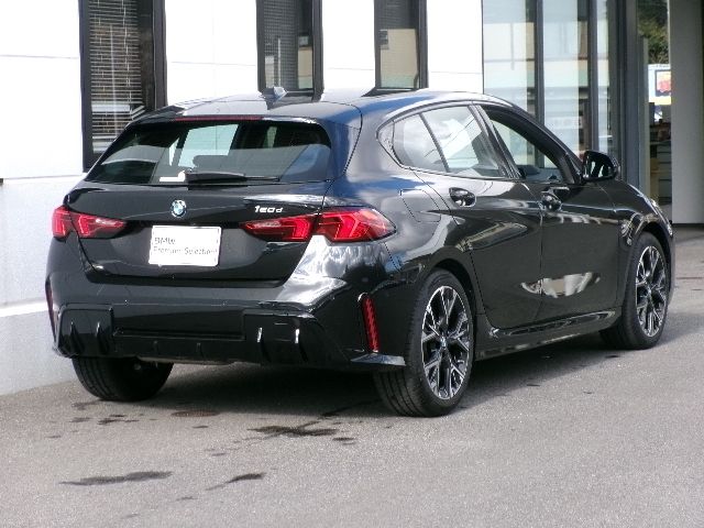 BMW 1SERIES 2025 Image 31