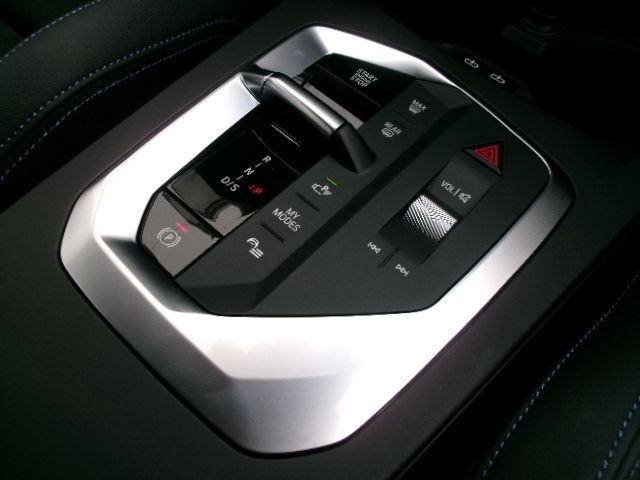 BMW 1SERIES 2025 Image 31