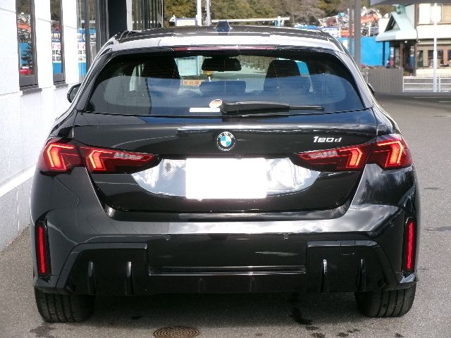 BMW 1SERIES 2025 Image 31