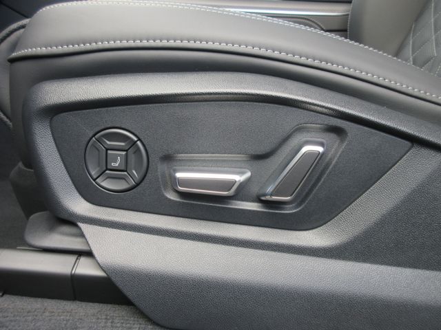 AUDI SQ8 2024 Image 31