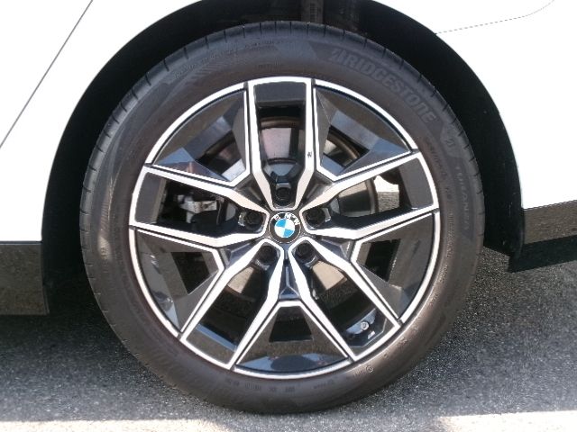 BMW 5SERIES SEDAN 2024 Image 31