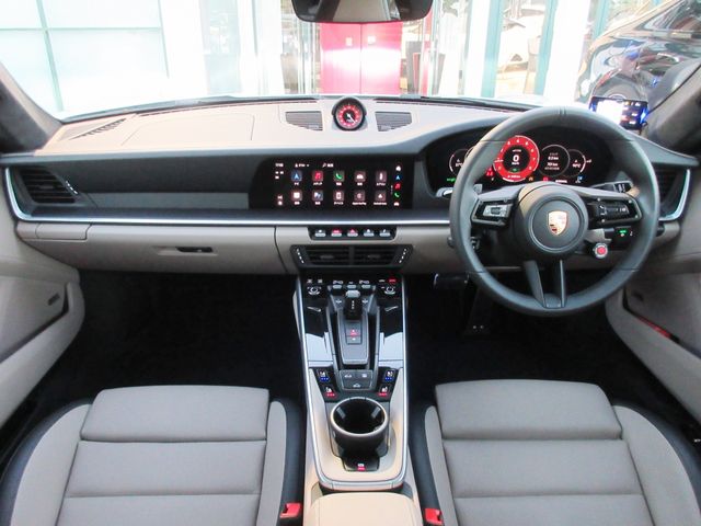 PORSCHE 911 2025 Image 31