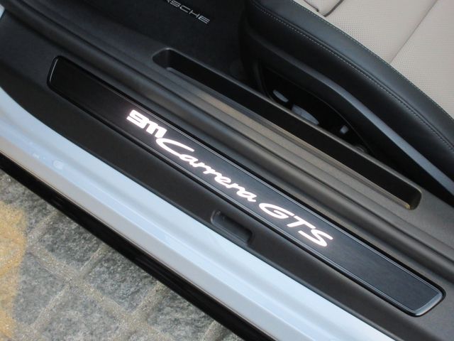 PORSCHE 911 2025 Image 31