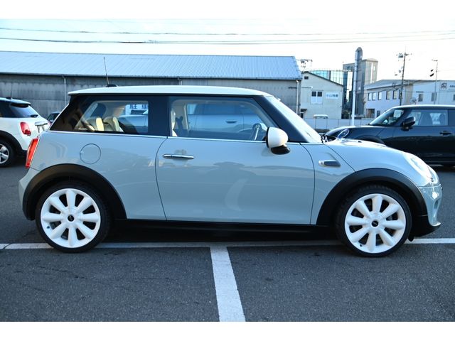 BMW MINI COOPER 2017 Image 31