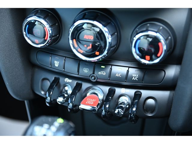 BMW MINI COOPER 2017 Image 31