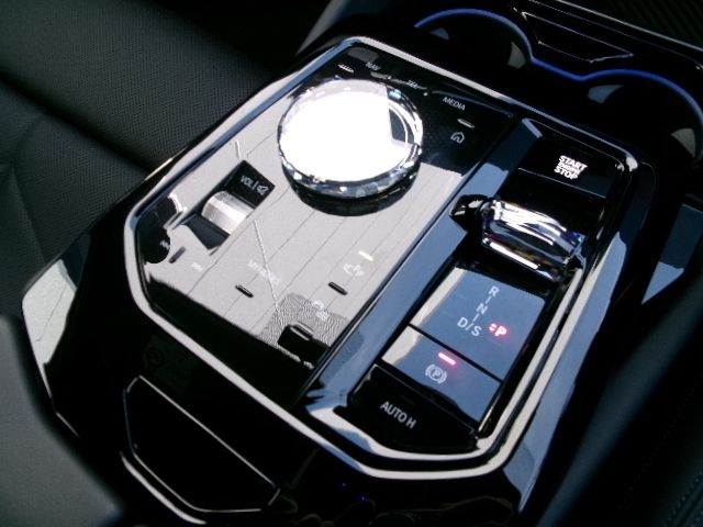 BMW 5SERIES TOURING 2025 Image 31