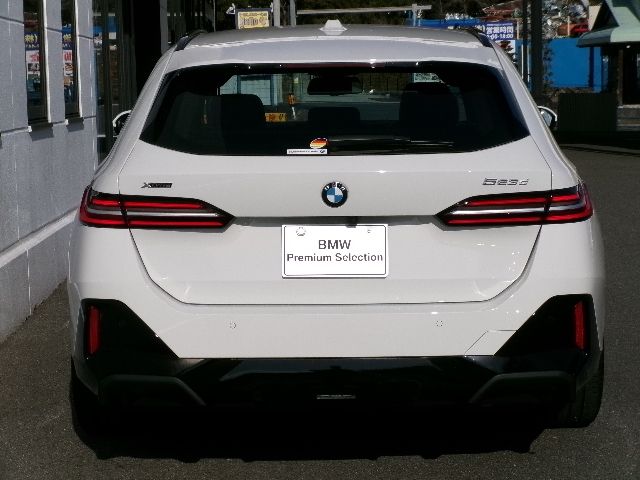 BMW 5SERIES TOURING 2025 Image 31