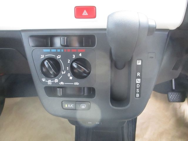 DAIHATSU MIRA TOCOT 2018 Image 31