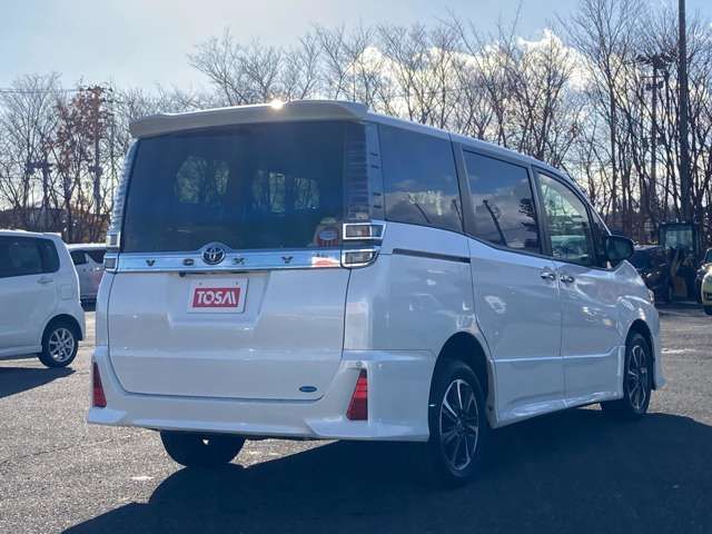 TOYOTA VOXY 4WD 2018 Image 31