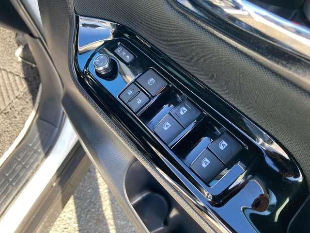 TOYOTA VOXY 4WD 2018 Image 31