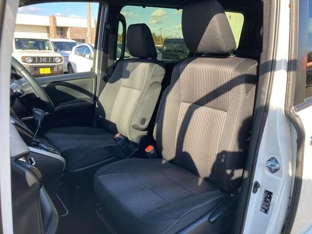 TOYOTA VOXY 4WD 2018 Image 31