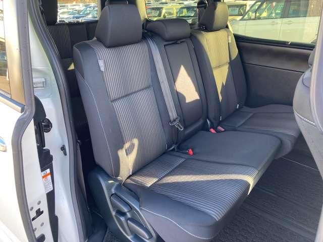 TOYOTA VOXY 4WD 2018 Image 31