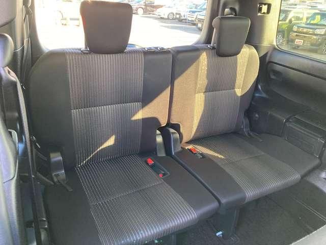 TOYOTA VOXY 4WD 2018 Image 31