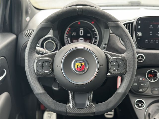 FIAT ABARTH 695 2024 Image 31
