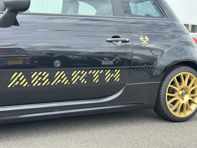 FIAT ABARTH 695 2024 Image 31