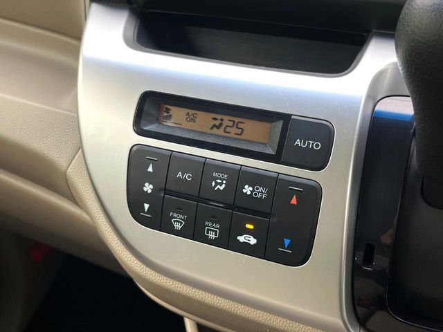 HONDA N-WGN 2013 Image 31