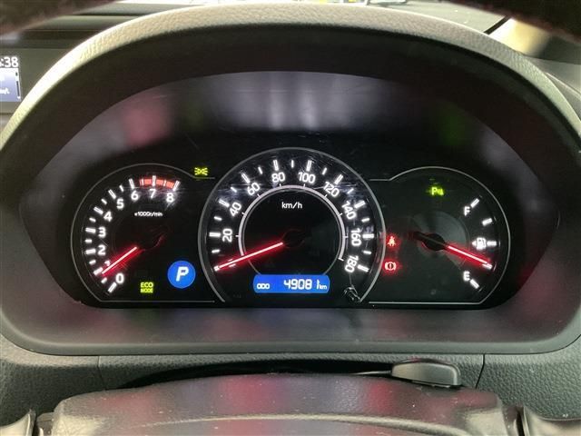 TOYOTA VOXY 2020 Image 31