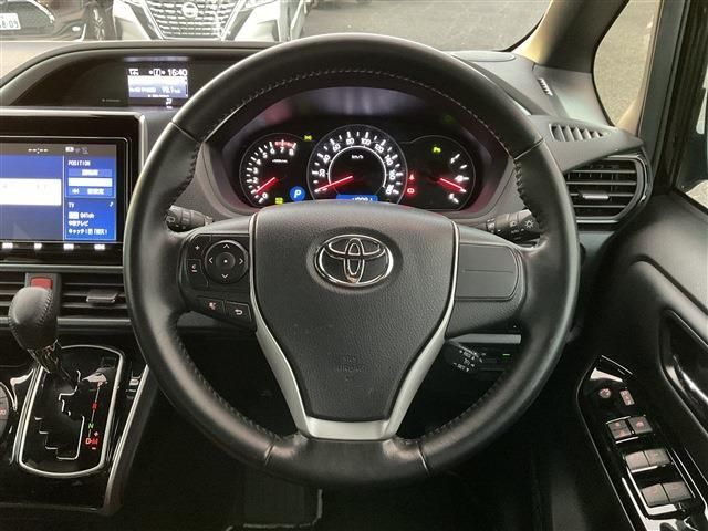 TOYOTA VOXY 2020 Image 31