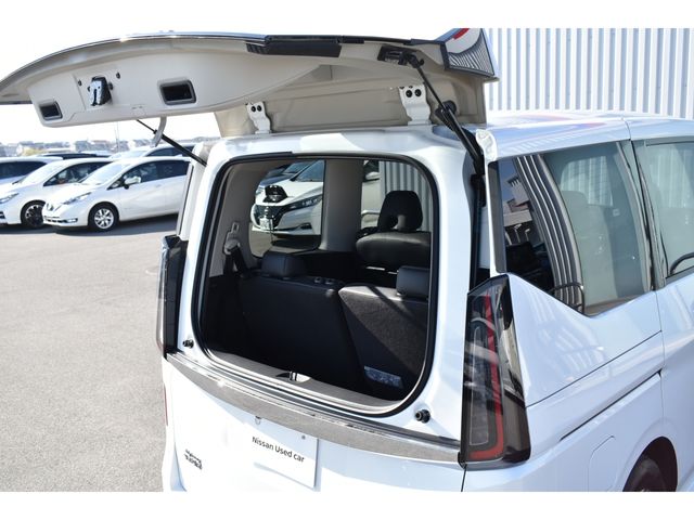 NISSAN SERENA  WG 2024 Image 31