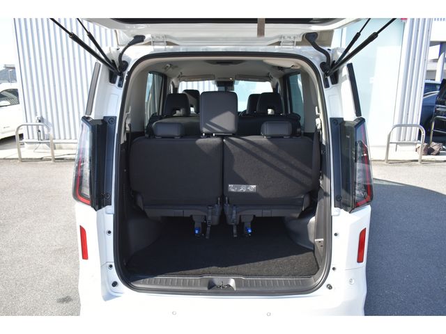 NISSAN SERENA  WG 2024 Image 31