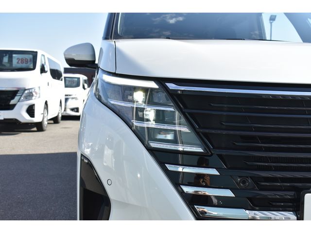 NISSAN SERENA  WG 2024 Image 31