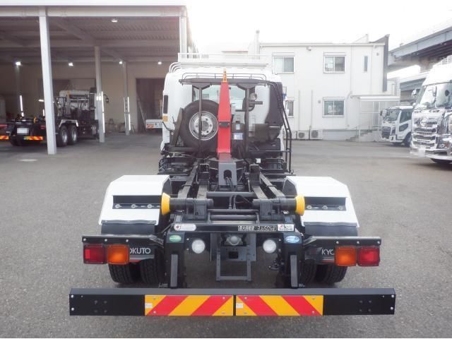 ISUZU FORWARD 2019 Image 31