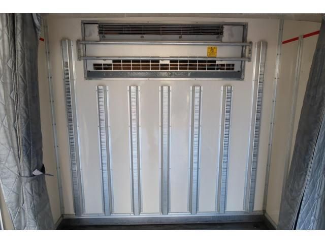 ISUZU ELF 2020 Image 31