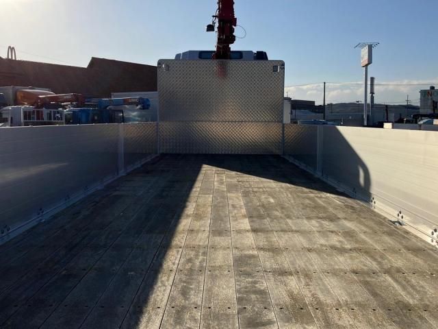 HINO PROFIA 2025 Image 31