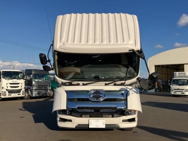 HINO PROFIA 2025 Image 31