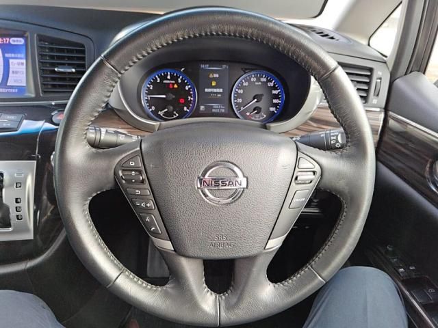 NISSAN ELGRAND 2014 Image 31