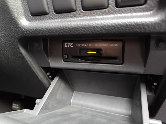 NISSAN ELGRAND 2014 Image 31