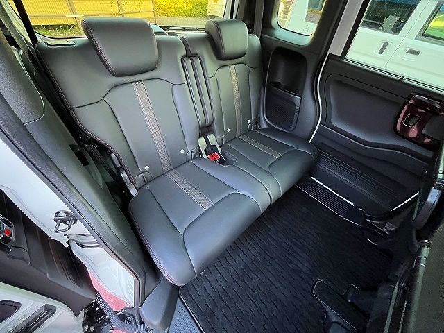 HONDA N BOX CUSTOM 2022 Image 31