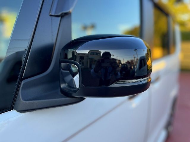 HONDA N BOX CUSTOM 2022 Image 31