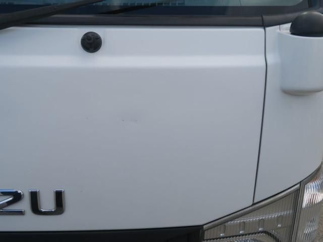 ISUZU ELF 2019 Image 31