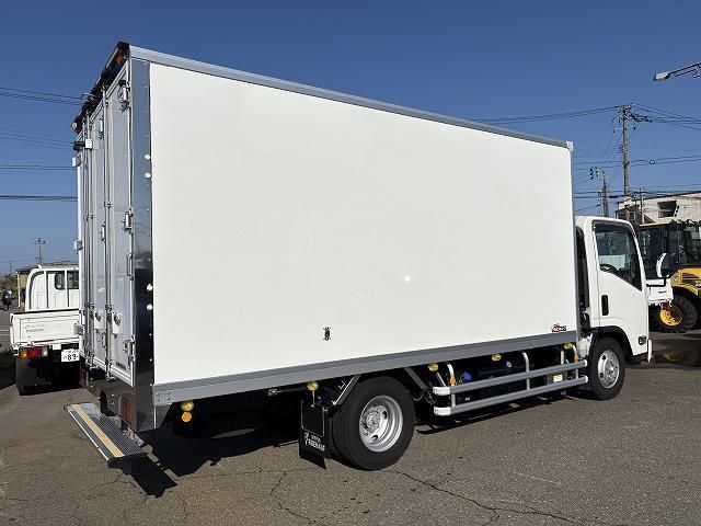 ISUZU ELF 2021 Image 31