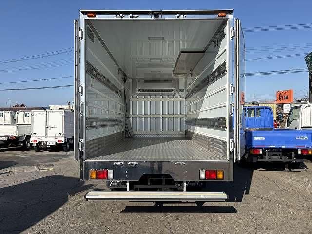 ISUZU ELF 2021 Image 31