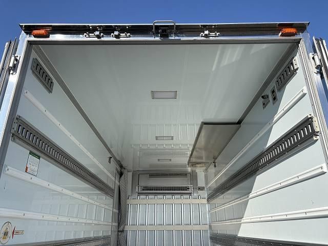 ISUZU ELF 2021 Image 31