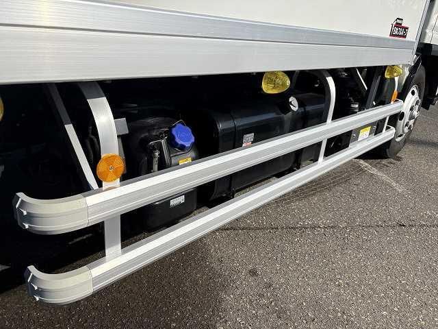 ISUZU ELF 2021 Image 31