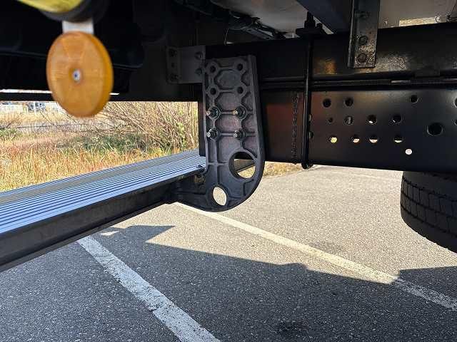 ISUZU ELF 2021 Image 31