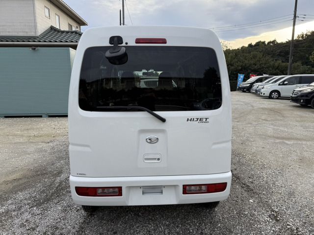 DAIHATSU HIJET CARGO 2013 Image 31