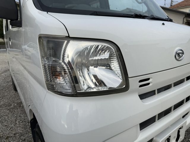 DAIHATSU HIJET CARGO 2013 Image 31