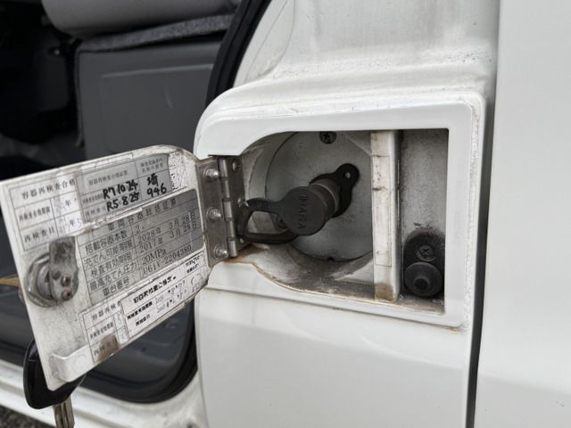 MITSUBISHI MINICAB VAN 2013 Image 31