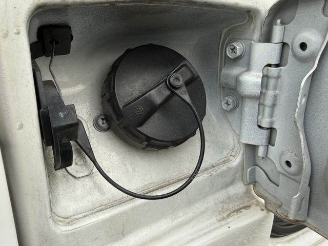 MITSUBISHI MINICAB VAN 2013 Image 31