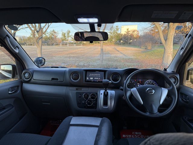 NISSAN NV350 CARAVAN 4WD 2014 Image 31