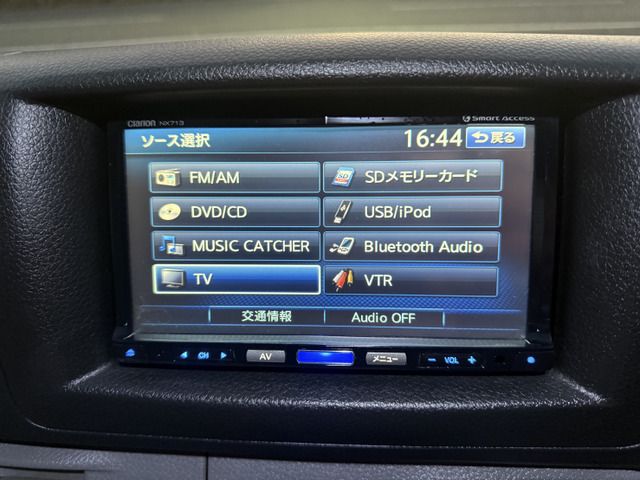 NISSAN NV350 CARAVAN 4WD 2014 Image 31