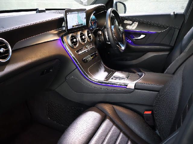 MERCEDES BENZ GLC CL 2019 Image 31