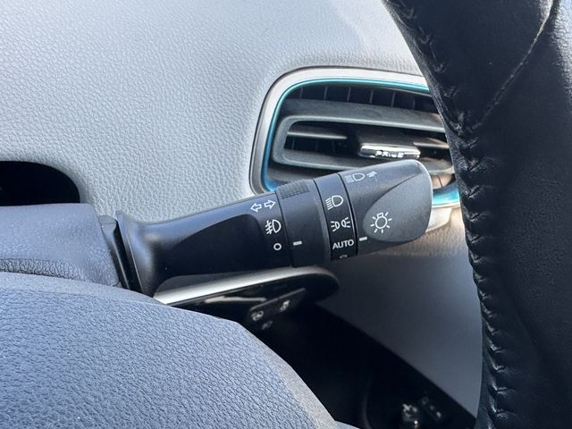 TOYOTA PRIUS 2016 Image 31