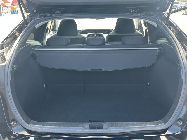 TOYOTA PRIUS 2016 Image 31